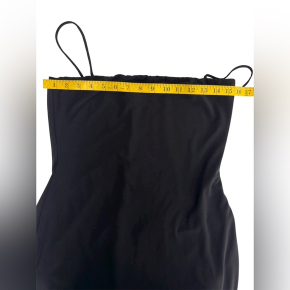 Day&Night Elegant Short Black Sleeveless Dress - Picture 10 of 10